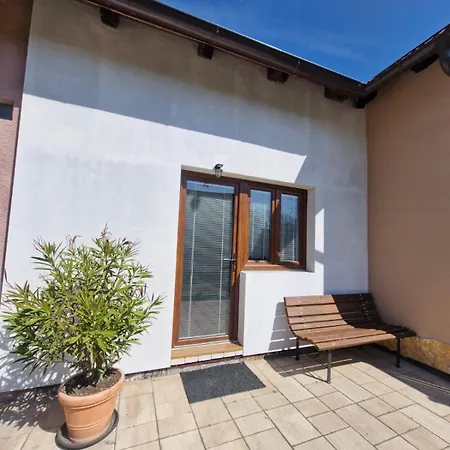 Apartment In Miloslavov-miloslavka Miloslavov