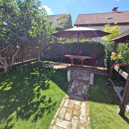 In Miloslavov-miloslavka Apartament